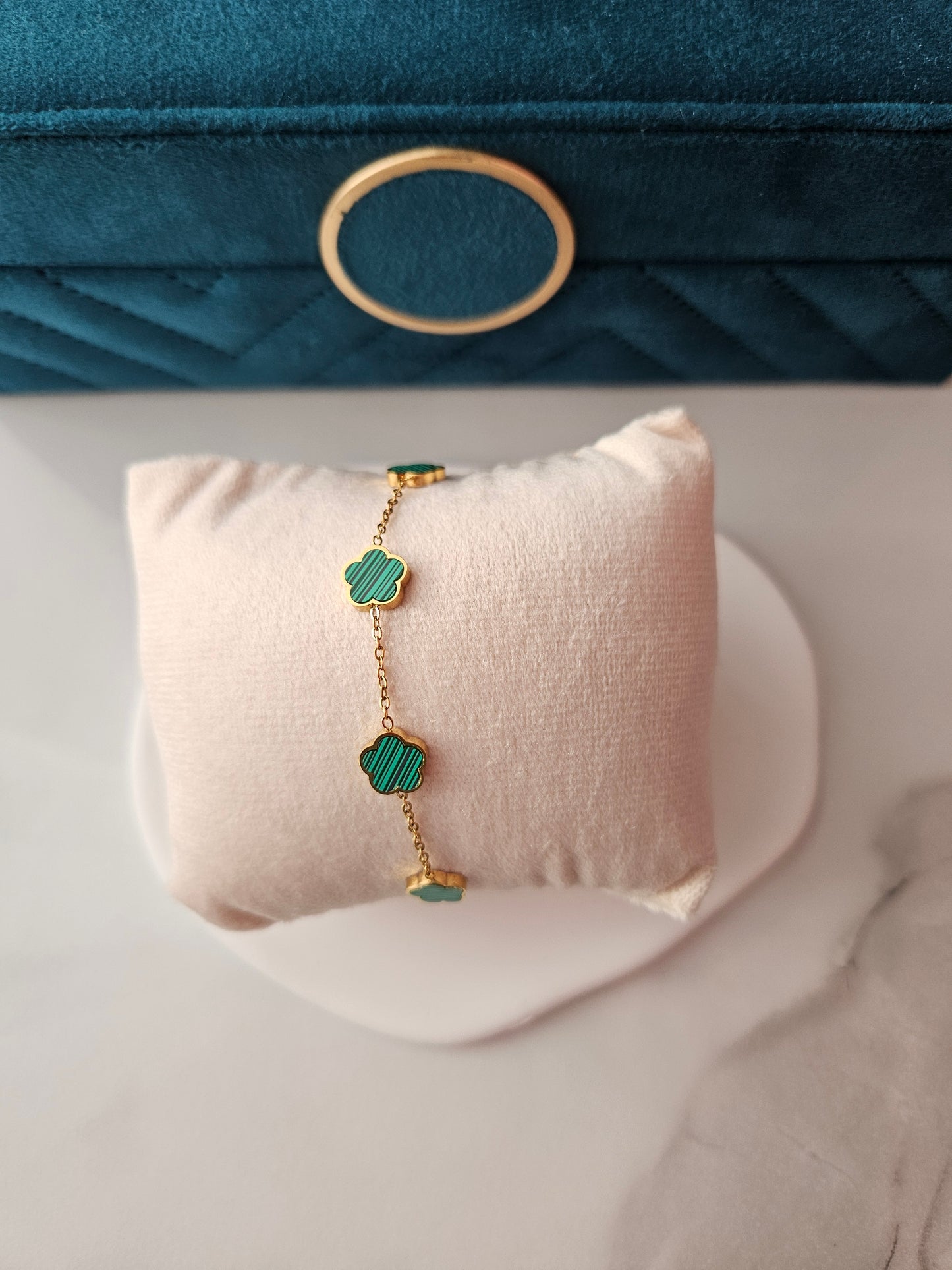 BLOOM karkötők (fekete/ zöld/ piros)